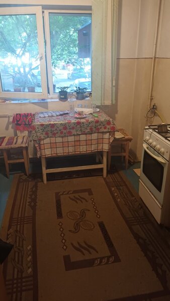 Metrou Dristor, apartament 2 camere, an constructie 1988, 5 minute metroul Dristor